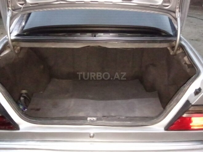 Mercedes E 200 1993, 546,650 km - 2.0 l - Masallı