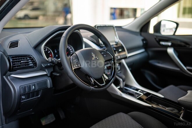 Mitsubishi Eclipse Cross-9