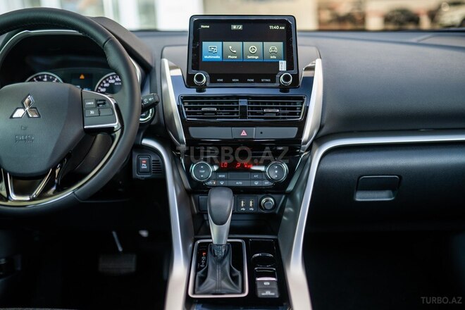 Mitsubishi Eclipse Cross-14