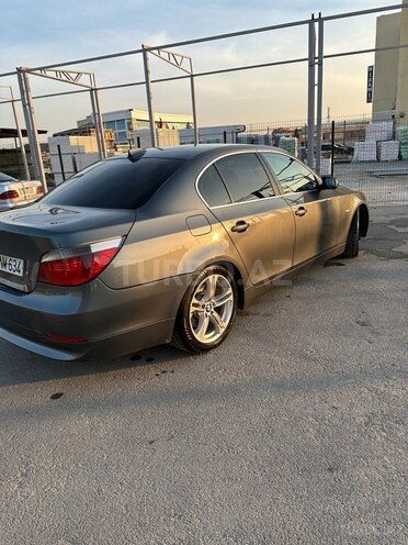 BMW 525-8