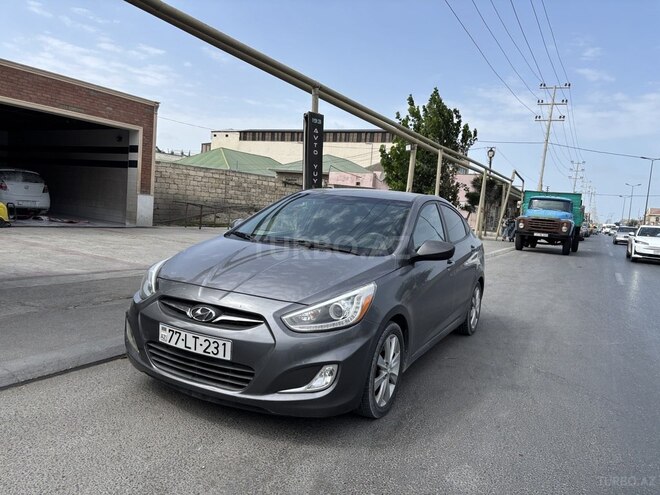 Hyundai Accent 2013, 250,000 km - 1.6 l - Bakı