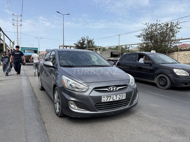 Hyundai Accent 2013, 250,000 km - 1.6 l - Bakı