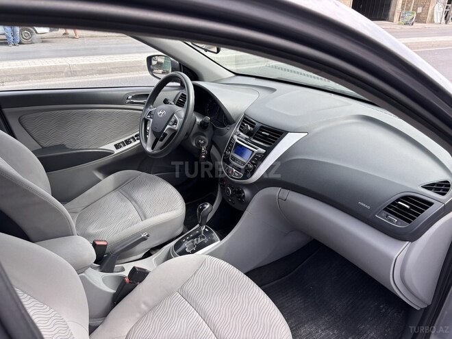 Hyundai Accent 2013, 250,000 km - 1.6 l - Bakı