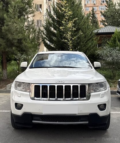 Jeep Grand Cherokee-1