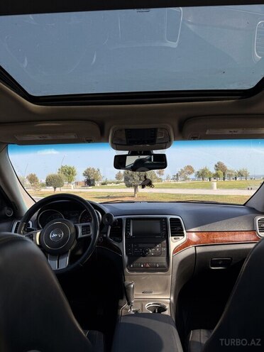 Jeep Grand Cherokee-6