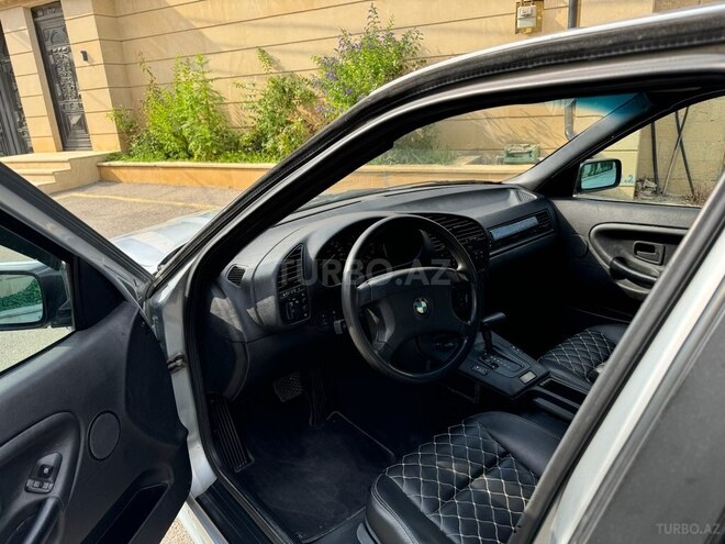 BMW 318 1994, 270,000 km - 1.8 l - Bakı