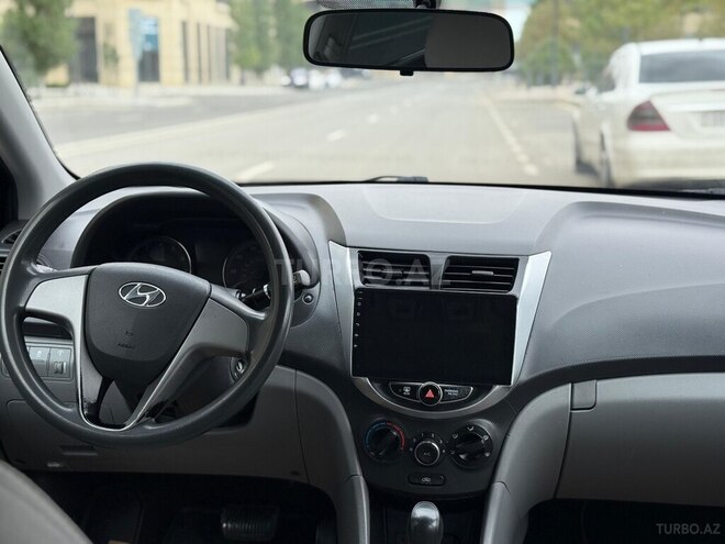 Hyundai Accent 2016, 181,856 km - 1.6 l - Bakı