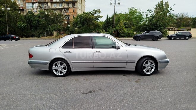 Mercedes E 280 1999, 255,000 km - 2.8 l - Bakı