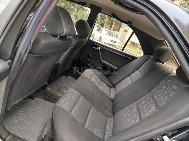 Mercedes C 200 1996, 270,054 km - 2.0 л - Bakı