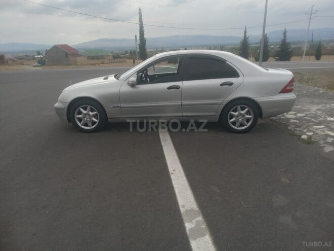 Mercedes C 200 2002, 276,186 km - 2.0 l - Şəki