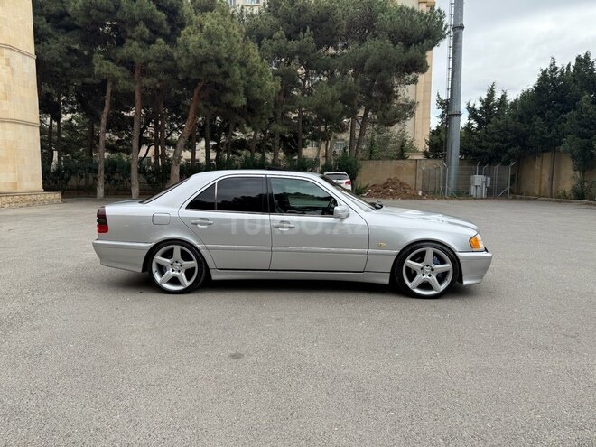 Mercedes C 240 2000, 195,000 km - 2.6 l - Bakı
