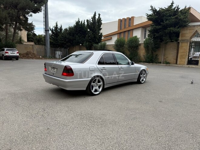 Mercedes C 240 2000, 195,000 km - 2.6 l - Bakı