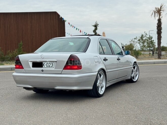 Mercedes C 280 2000, 400,000 km - 2.8 l - Yevlax
