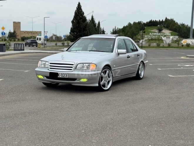 Mercedes C 280 2000, 400,000 km - 2.8 l - Yevlax
