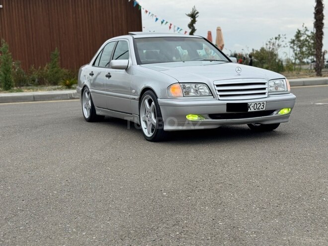 Mercedes C 280 2000, 400,000 km - 2.8 l - Yevlax