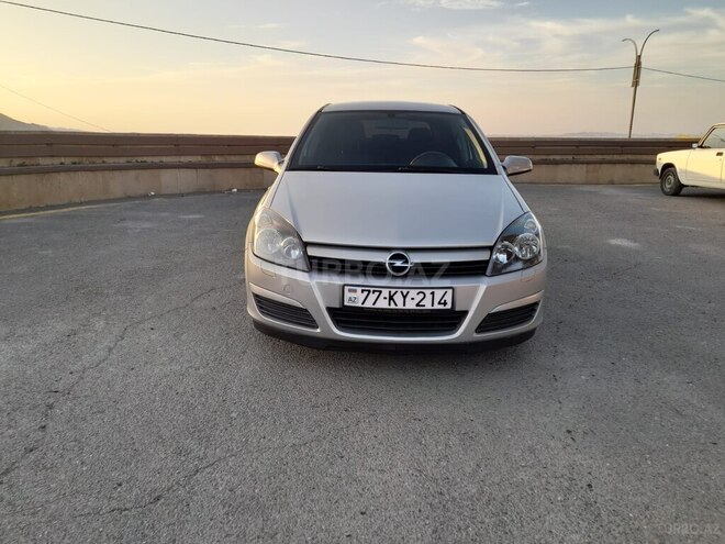 Opel Astra 2004, 200,000 km - 1.4 l - Mingəçevir