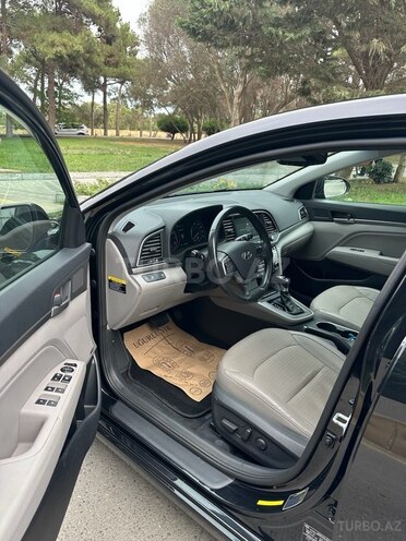 Hyundai Elantra 2016, 197,949 km - 2.0 л - Bakı