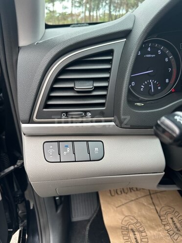 Hyundai Elantra 2016, 197,949 km - 2.0 л - Bakı