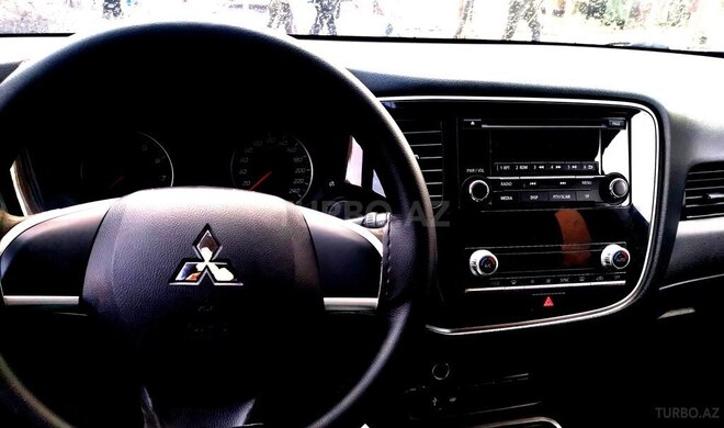 Mitsubishi Outlander 2020, 117,000 km - 2.0 l - Bakı