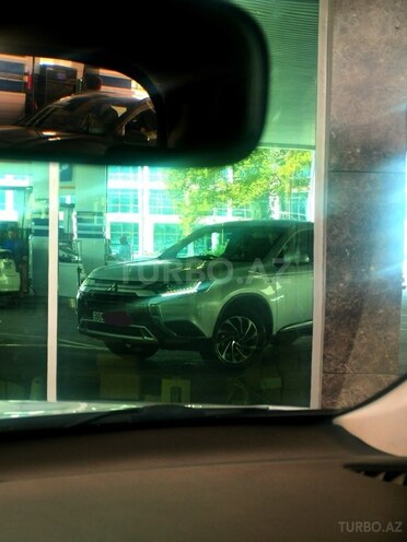 Mitsubishi Outlander 2020, 117,000 km - 2.0 l - Bakı