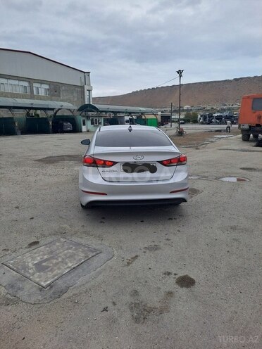 Hyundai Elantra 2018, 158,000 km - 2.0 l - Bakı