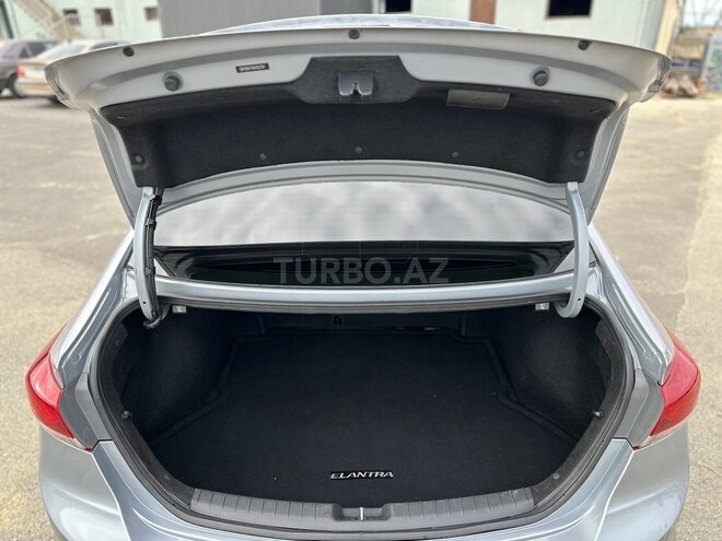 Hyundai Elantra 2016, 131,000 km - 2.0 l - Bakı