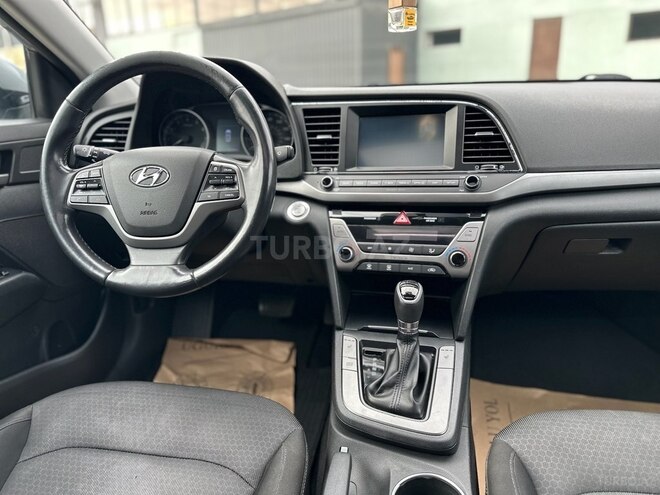 Hyundai Elantra 2016, 131,000 km - 2.0 l - Bakı