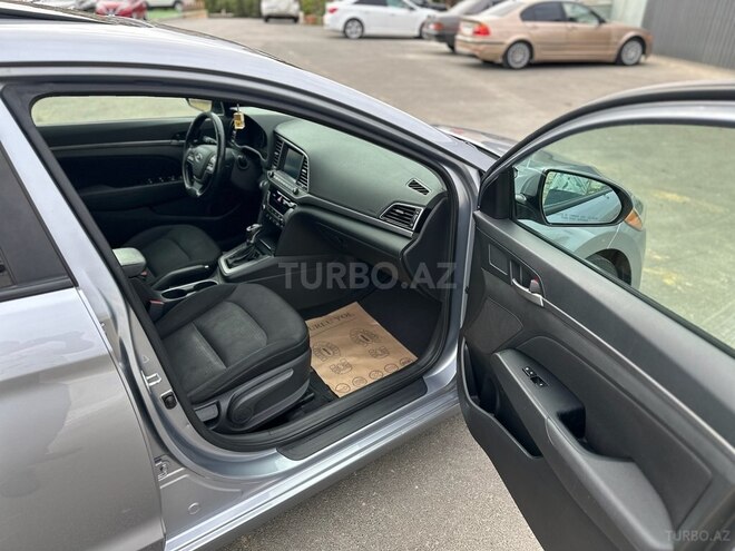Hyundai Elantra 2016, 131,000 km - 2.0 l - Bakı