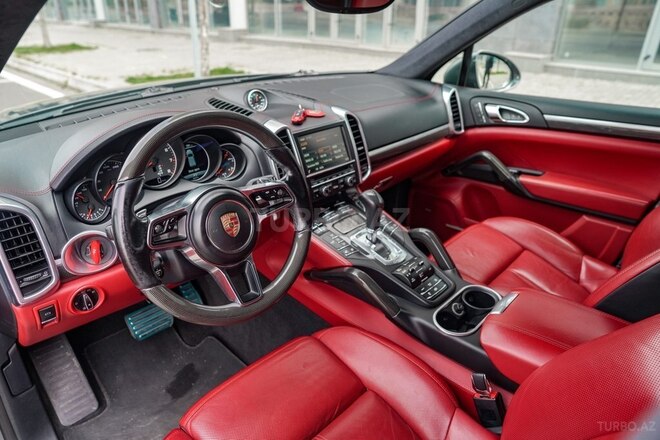 Porsche Cayenne GTS 2016, 125,000 km - 3.6 l - Bakı