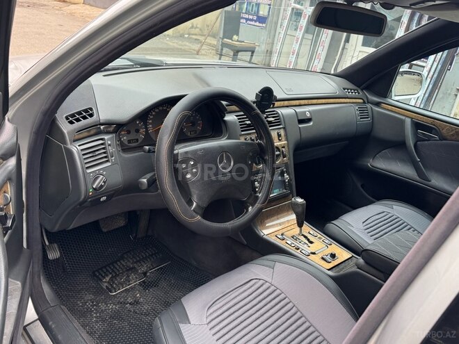Mercedes E 240 1999, 366,999 km - 2.6 l - Bakı