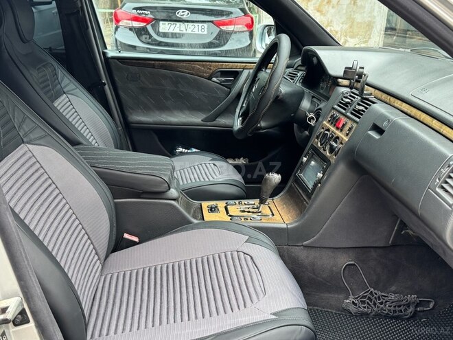 Mercedes E 240 1999, 366,999 km - 2.6 l - Bakı