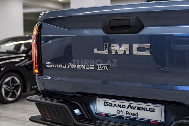 JMC Grand Avenue Pro-20