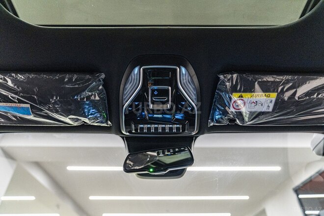 JMC Grand Avenue Pro-18
