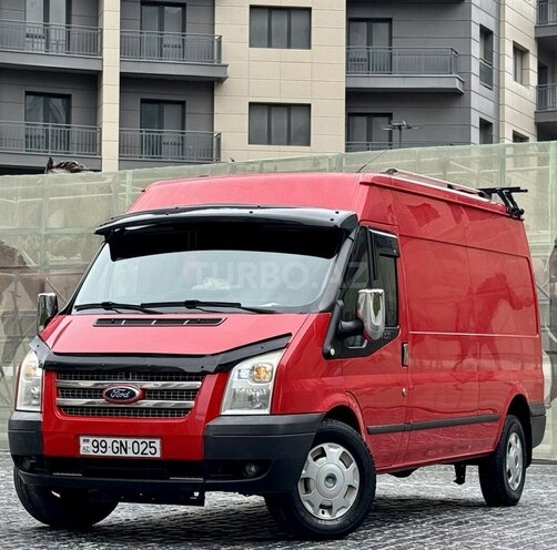 Ford Transit-4