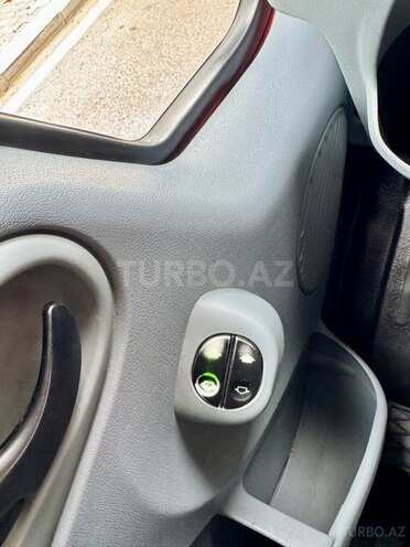 Ford Transit-21