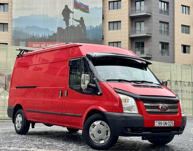 Ford Transit-3