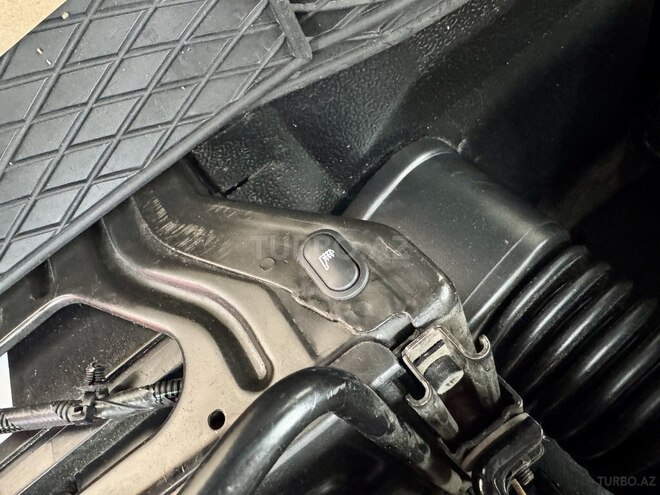 Ford Transit-17