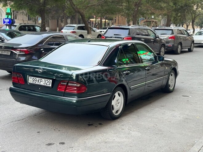 Mercedes E 240 1999, 396,000 km - 2.4 l - Sumqayıt