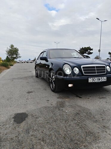 Mercedes E 220 1998, 540,000 km - 2.2 l - Bakı
