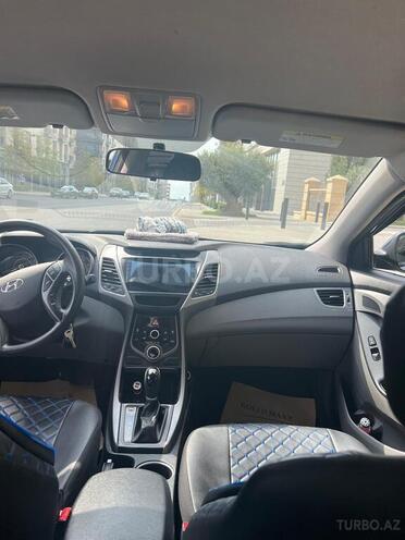 Hyundai Elantra 2015, 81,000 km - 1.6 л - Bakı