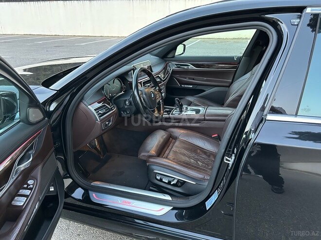 BMW 730 2017, 234,000 km - 3.0 л - Bakı