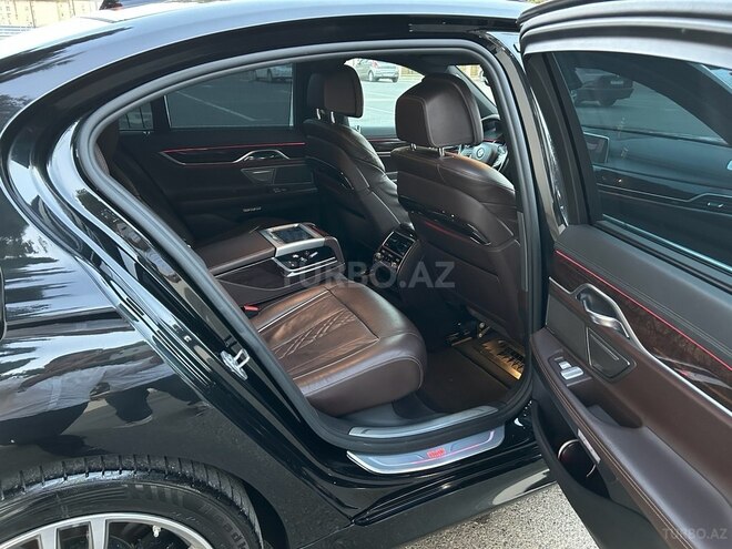 BMW 730 2017, 234,000 km - 3.0 л - Bakı