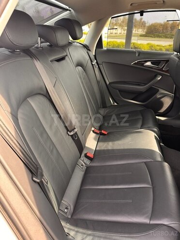Audi A6-6