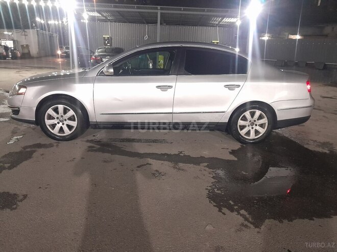 Volkswagen Passat 2006, 303,000 km - 2.0 l - Bakı