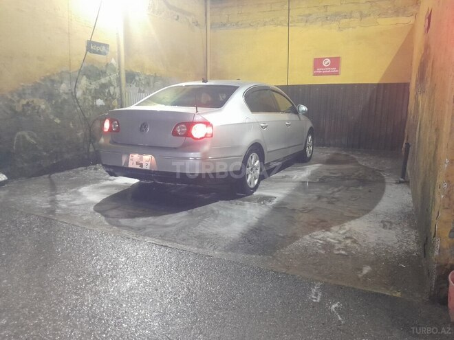 Volkswagen Passat 2006, 303,000 km - 2.0 l - Bakı