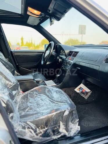 Mercedes C 230 1998, 211,000 km - 2.3 л - İmişli