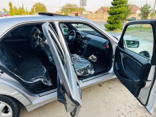 Mercedes C 230 1998, 211,000 km - 2.3 л - İmişli