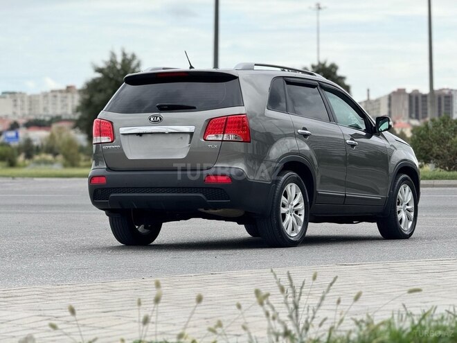Kia Sorento 2011, 239,000 km - 2.0 l - Bakı