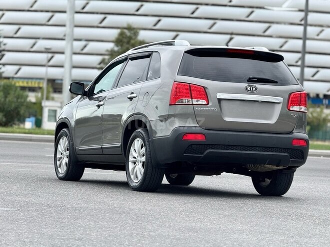 Kia Sorento 2011, 239,000 km - 2.0 l - Bakı