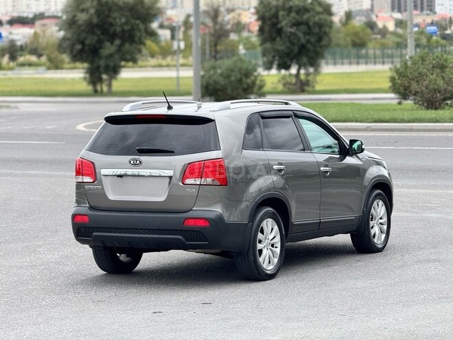 Kia Sorento 2011, 239,000 km - 2.0 l - Bakı
